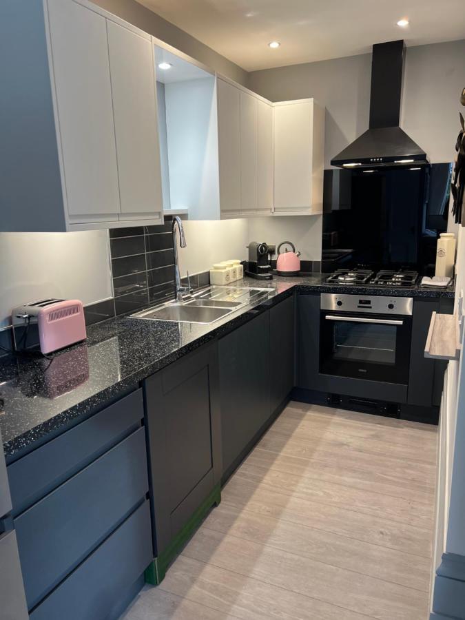 Luxury Garden Apartment Under The Castle, ドーバー エクステリア 写真